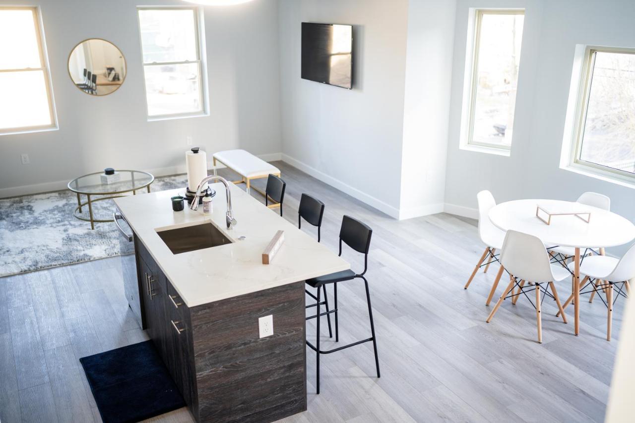 Comfy And Cozy 2bd, 2.5br